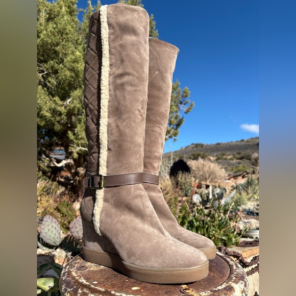 Aquatalia Shoes - NWOT Aquatalia Callie Faux Fur-Trimmed Suede Tall Boots